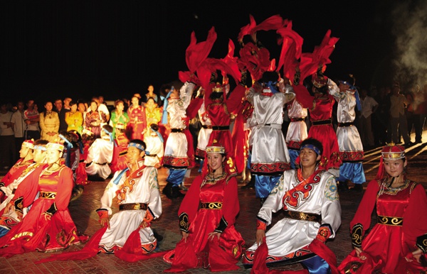 歌舞篝火晚会风味餐饮